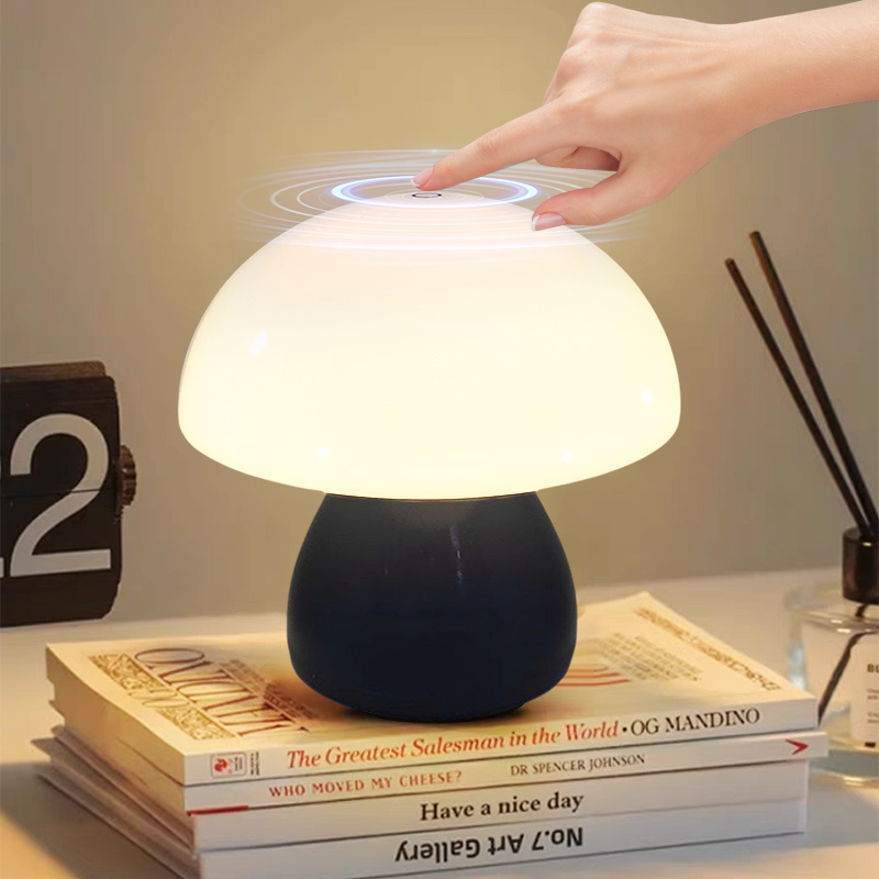 Mushroom Table Lamp - Lampada da tavolo a LED a