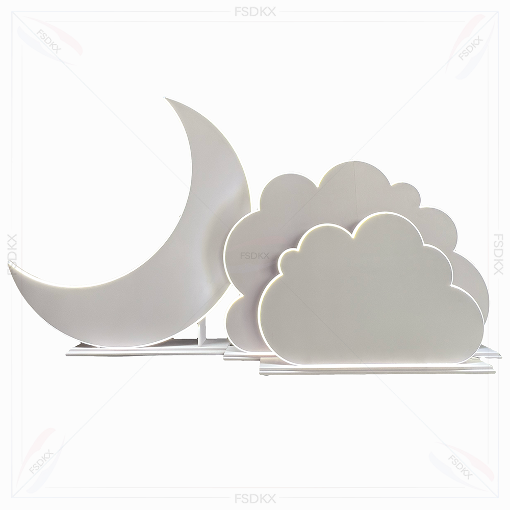 Lighting Decor Rentals - Elegante Sfondo LED Luna e Nuvole