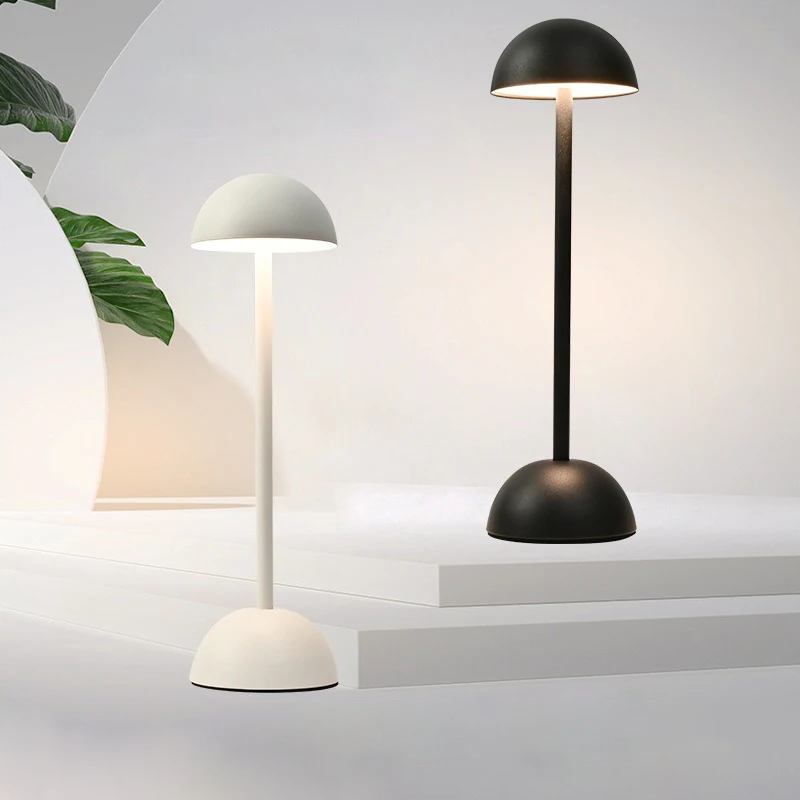 Mushroom Table Lamp - Lampada da tavolo a fungo a