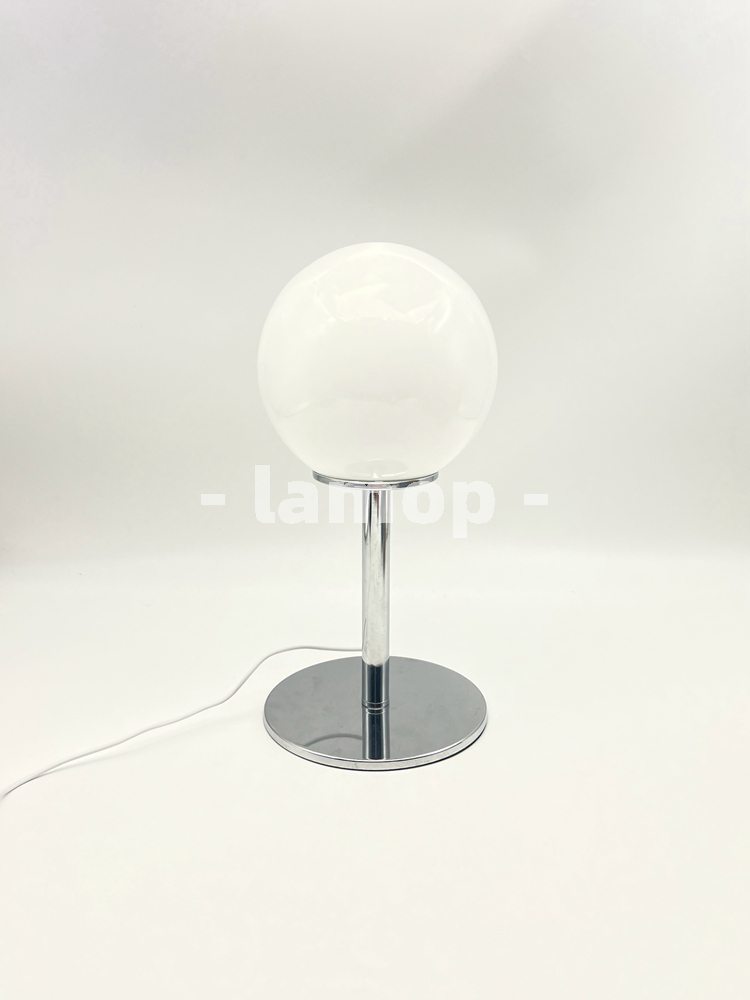 Lampada da Tavolo a Globo Crom - Decor Lighting Table Lamps recensione e prezzo