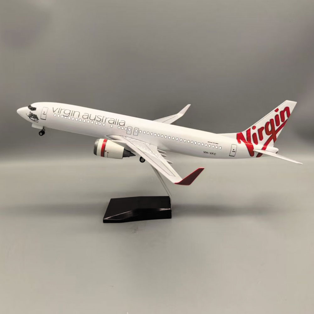 Kit Modello Aereo 47cm B737-80 - Decor Lighting Australia recensione e prezzo